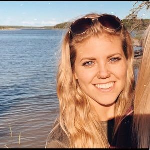 Meet your Posher, Mandy